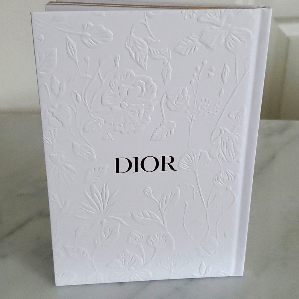 New never used DIOR journal book white floral  J'adore exclusive